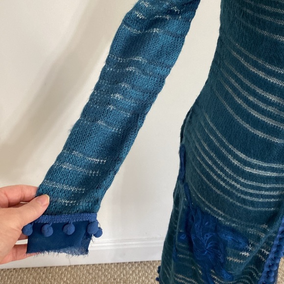 Appliqué and Pom Pom Long Duster Cardigan - Picture 5 of 8